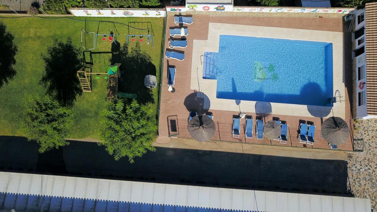 Apartamentos El Palmeral Conil De La Frontera Exterior photo