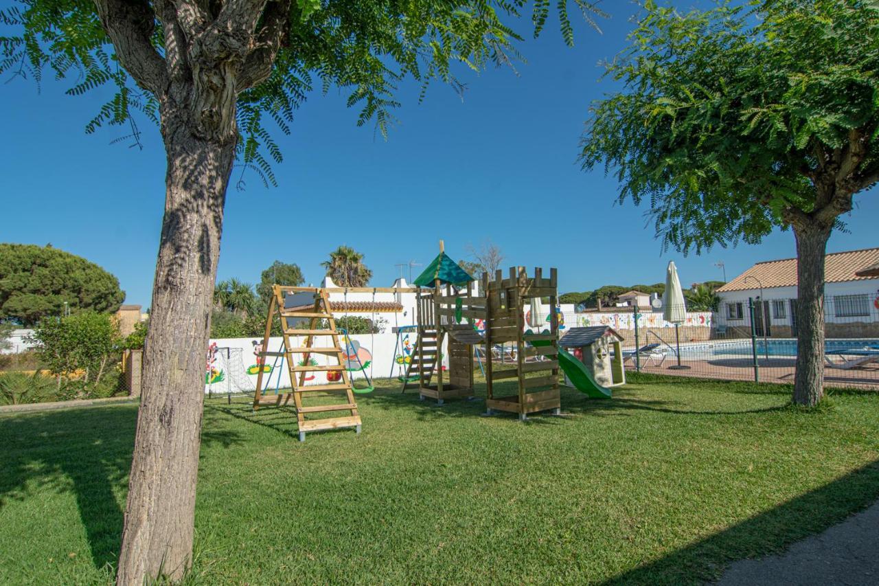 Apartamentos El Palmeral Conil De La Frontera Exterior photo