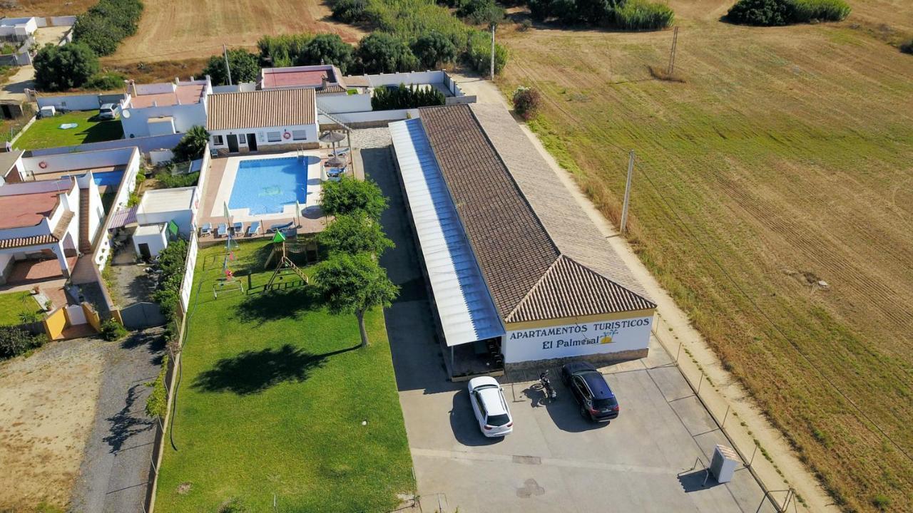 Apartamentos El Palmeral Conil De La Frontera Exterior photo