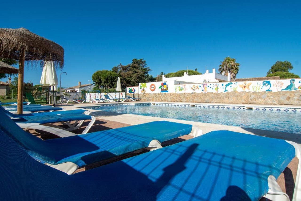 Apartamentos El Palmeral Conil De La Frontera Exterior photo